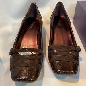 Indigo Clark’s shoes